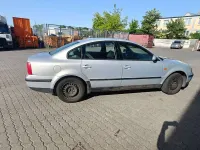 Gebraucht VW Passat 125 PS (91 kW) 1997 Silber Limousine