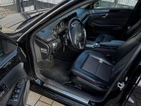 Gebraucht Mercedes E250 204 PS (150 kW) 2010 Schwarz Limousine
