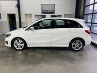 Gebraucht Mercedes B180 Urban 122 PS (89 kW) 2015 Weiß Van / Kleinbus