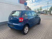 Usata VW Fox 54 CV (39 kW) 2005 Blu Utilitaria
