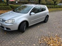 Gebraucht VW Golf 75 PS (55 kW) 2007 Silber Coupé
