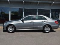 Gebraucht Mercedes E220 Elegance 170 PS (125 kW) 2010 Palladiumsilber Limousine