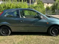 Gebraucht Ford Fiesta Ghia 80 PS (58 kW) 2003 Grün Kleinwagen