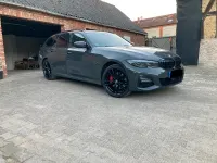 Gebraucht BMW 330e 292 PS (214 kW) 2022 Grau Kombi