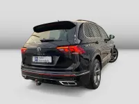 Gebraucht VW Tiguan R-line 150 PS (110 kW) 2024 Deep black perleffekt SUV