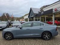 Gebraucht Volvo S60 Plus 197 PS (144 kW) 2024 Thunder grey / metallic (metallic) Limousine