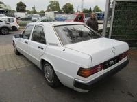Gebraucht Mercedes 190 118 PS (86 kW) 1990 Weiß Limousine