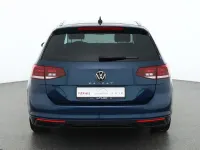 Gebraucht VW Passat 200 PS (147 kW) 2022 Blau Kombi