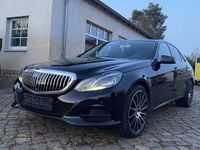 Gebraucht Mercedes E220 Edition 170 PS (125 kW) 2014 Schwarz Limousine