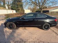 Gebraucht Mercedes C250 205 PS (150 kW) 2012 Schwarz Coupé