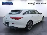 Gebraucht Mercedes CLA180 Business 116 PS (85 kW) 2021 Polarweiss Coupé