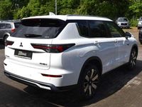 Gebraucht Mitsubishi Outlander P-HEV Edition 306 PS (225 kW) 2025 Andenweiß SUV