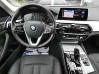 gebraucht BMW 520 FACELIFT 2021 Touring Leder Navi LED PDC v/h