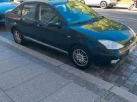 Usata Ford Focus 140 CV (102 kW) 2002 Nero Berlina