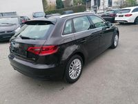 Gebraucht Audi A3 Ambiente 110 PS (80 kW) 2015 Braun Kombi