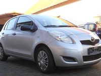 Gebraucht Toyota Yaris Cool 101 PS (74 kW) 2009 Silber Kleinwagen