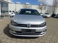 Gebraucht VW Polo Highline 95 PS (69 kW) 2018 Silber Kleinwagen