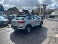Gebraucht VW T-Roc Style 150 PS (110 kW) 2018 Silber SUV