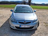 Second-hand Opel Astra 125 CP (91 kW) 2011 Gri Berlinǎ