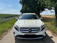 Gebraucht Mercedes GLA200 156 PS (114 kW) 2014 Weiß SUV