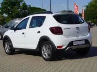 Gebraucht Dacia Sandero Essentiel 90 PS (66 kW) 2019 Weiß Kleinwagen