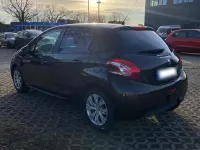 Gebraucht Peugeot 208 Active 95 PS (69 kW) 2012 Braun Kleinwagen