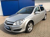 Gebraucht Opel Astra Edition 125 PS (91 kW) 2008 Silber metallic Limousine