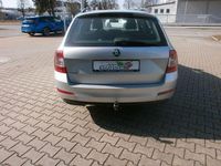 Gebraucht Skoda Octavia Ambition 150 PS (110 kW) 2015 Silber Kleinwagen