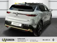 Gebraucht Renault Megane E-Tech Iconic 160 kW (218 PS) 2024 Rafalgrau metallic, black pea Limousine