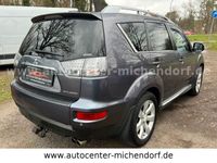 gebraucht Mitsubishi Outlander Intense 4WD*Ahk*SHZ*7Sitzer*