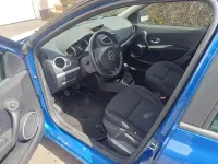 Używany Renault Clio II Expression 75 KM (55 kW) 2010 Niebieski Sedan/Limuzyna