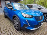 Gebraucht Peugeot e-2008 Active 100 kW (136 PS) 2022 Blau SUV