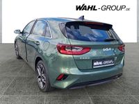Neu Kia Ceed Spirit 140 PS (102 kW) 2025 Grün Kleinwagen