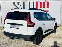 Gebraucht Dacia Jogger Expression 110 PS (80 kW) 2024 Weiß Van / Kleinbus