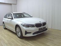 Gebraucht BMW 320 Advantage 190 PS (139 kW) 2021 Alpinweiss iii Kombi