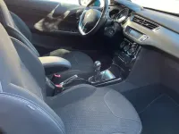 Gebraucht Citroën DS3 82 PS (60 kW) 2016 Schwarz Kleinwagen