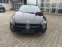 Gebraucht Mercedes A180 Advanced Plus 136 PS (100 kW) 2024 Kosmosschwarz Limousine