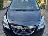 Second-hand Opel Meriva Active 120 CP (88 kW) 2013 Negru Monovolum