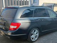 Gebraucht Mercedes C220 170 PS (125 kW) 2012 Schwarz Kombi