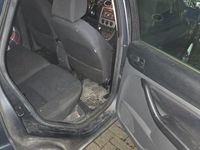 Gebraucht Ford Focus Sport 116 PS (85 kW) 2005 Grau Limousine