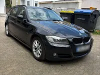 Używany BMW 320 2011 Czarny Kombi
