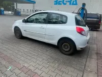 Gebraucht Renault Clio IV 75 PS (55 kW) 2013 Weiß Kleinwagen