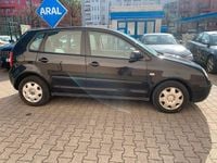 Gebraucht VW Polo United 70 PS (51 kW) 2004 Silber Kleinwagen
