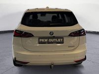 Gebraucht BMW 220 Active Tourer 156 PS (114 kW) 2025 Weiß Van / Kleinbus