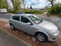 Gebraucht Opel Astra 90 PS (66 kW) 2008 Silber Kleinwagen