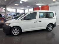 Second-hand VW Caddy 114 CP (83 kW) 2023 Alb Monovolum