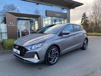 Gebraucht Hyundai i20 Edition 101 PS (74 kW) 2021 Brass met / graubronce Kleinwagen
