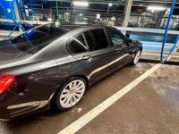 Gebraucht BMW 740 303 PS (222 kW) 2010 Grau Limousine
