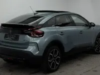 Używany Citroën e-C4 Shine 146 kW (199 KM) 2023 Niebieski Sedan/Limuzyna