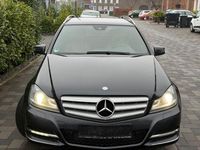 Gebraucht Mercedes C220 170 PS (125 kW) 2012 Schwarz Limousine